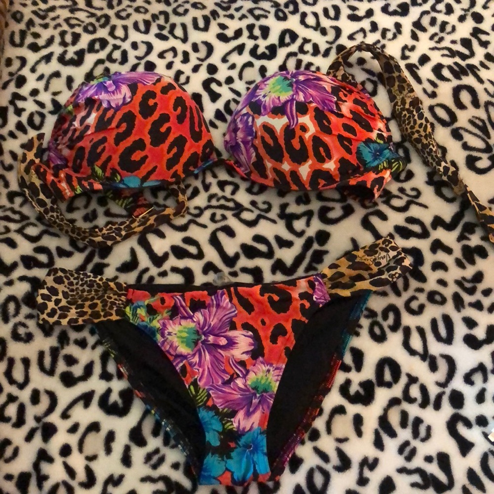 Bombshell Victoria Secret Bikini